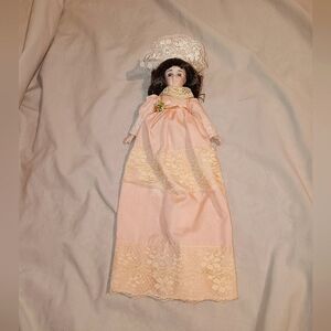 Rare Victoria Impex Half Doll with box must see